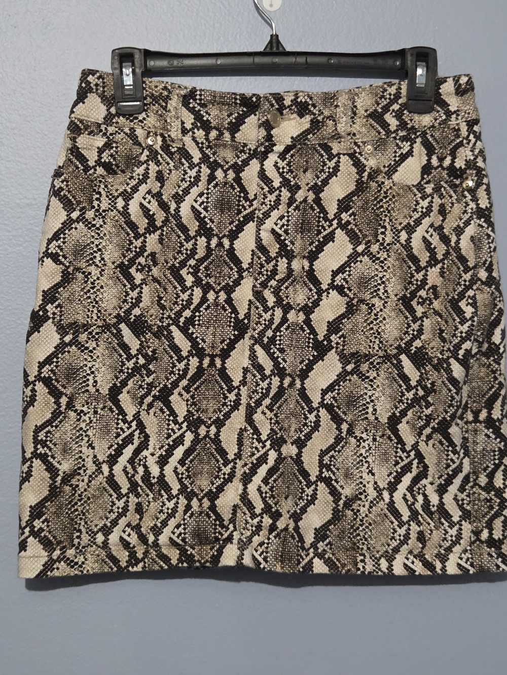 Boston Proper Snake-Print Mini Skirt in Beige and Black